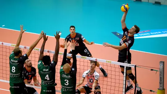 Cody Kessel '15 Lives Pro Volleyball Dream in Germany