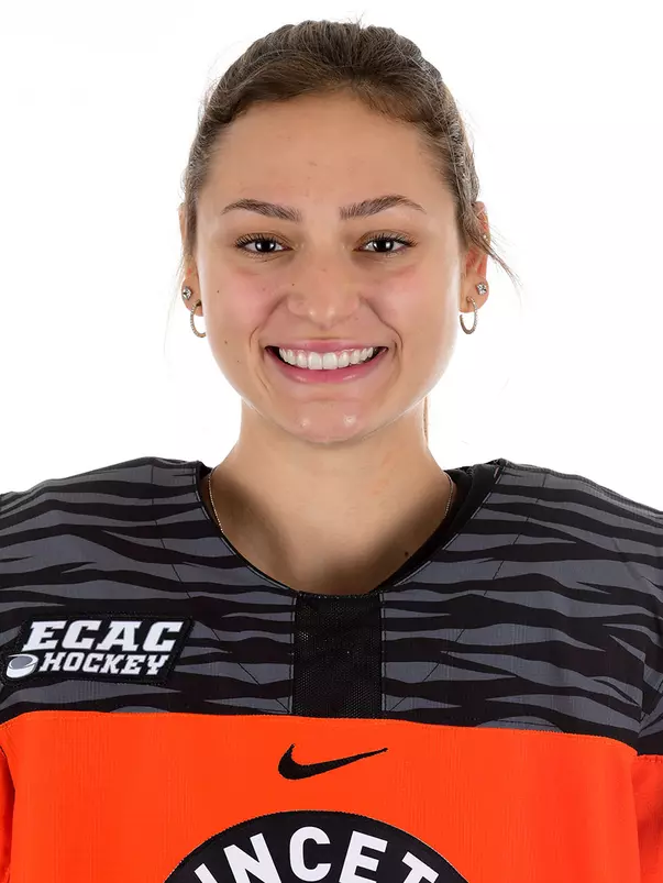 Emma Dornseif headshot