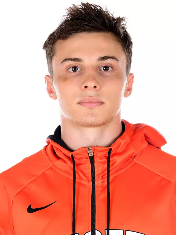 Grant Bloch headshot