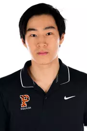 Howe Cheng headshot