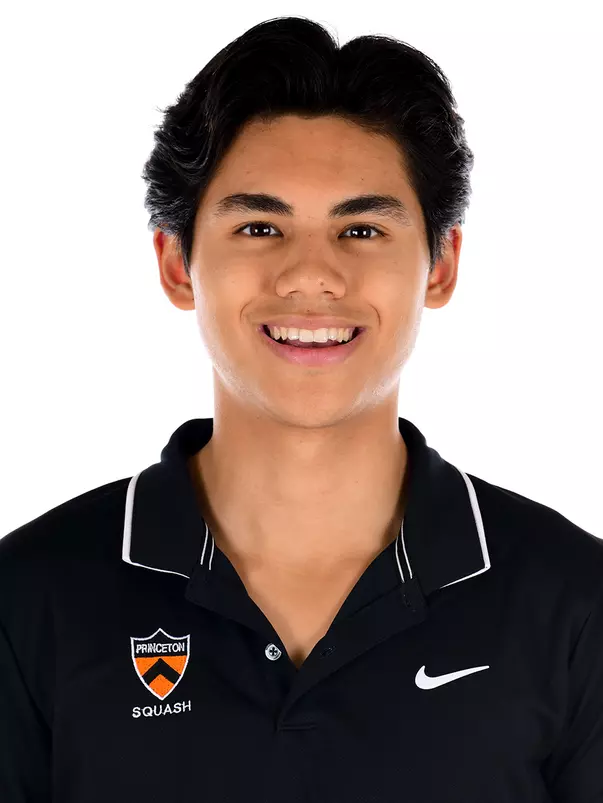 Daelum Mawji headshot