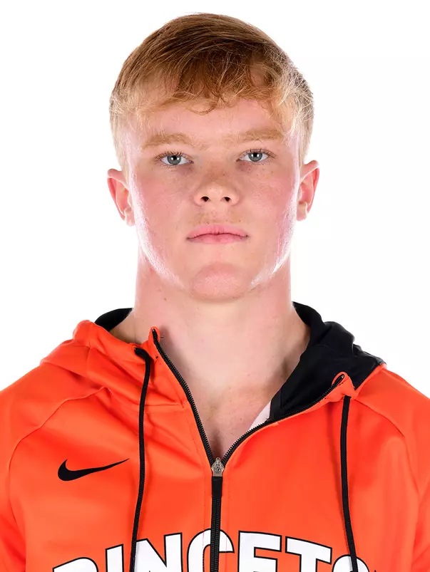 Travis Tavoso headshot