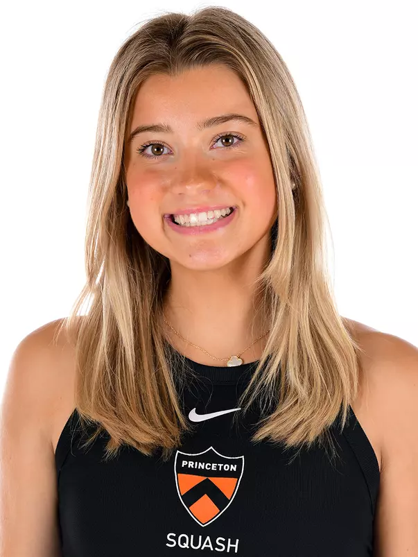 Kristen Weil headshot