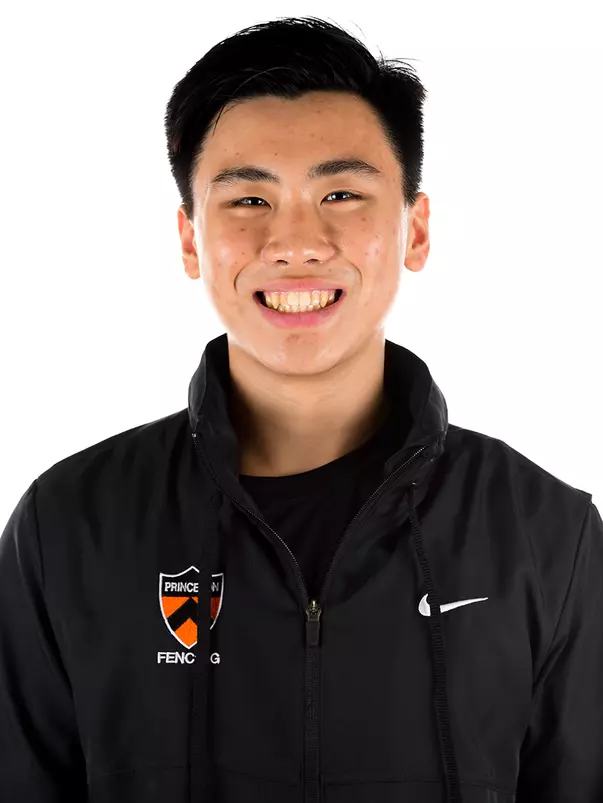 Ryan Lee headshot photo