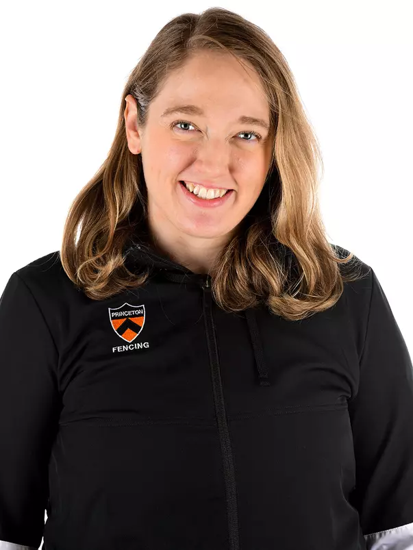 Eliza Stone headshot photo