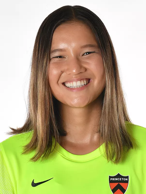 Ella Gantman headshot