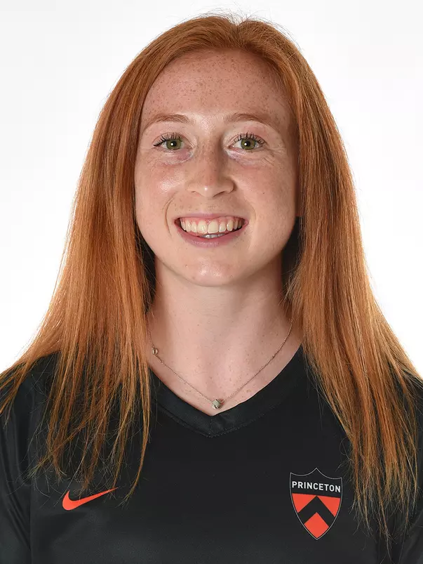 Jen Estes headshot photo