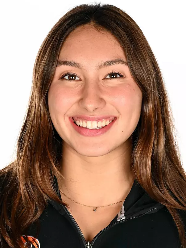 Christina Bradley Headshot