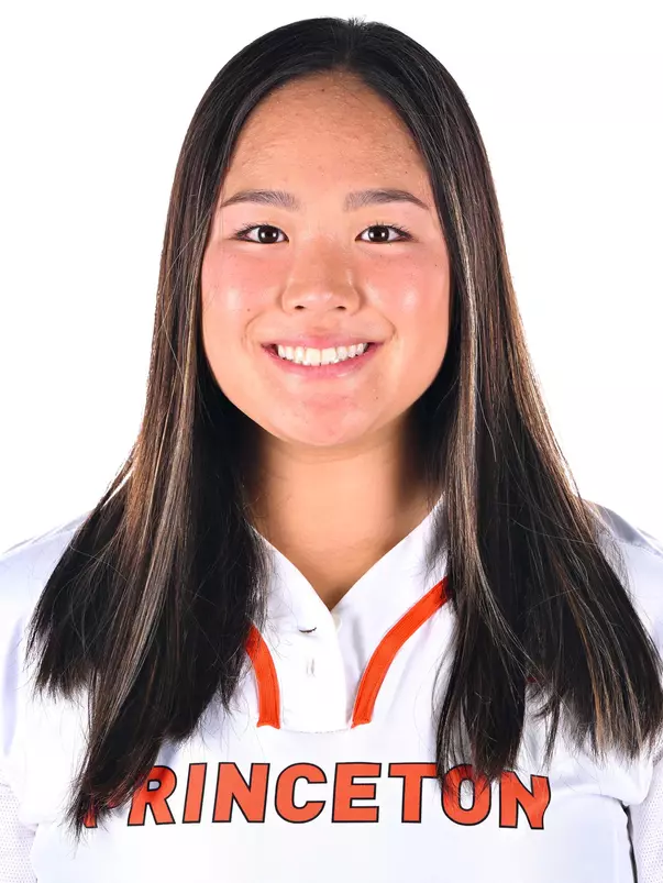 Adrienne Chang headshot