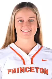 Haley Hoffman headshot