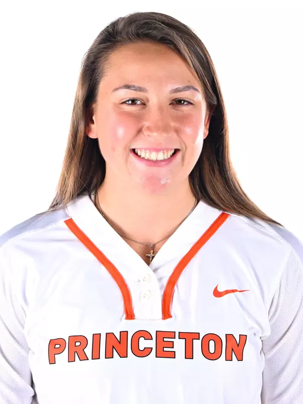 Lauren Sablone headshot