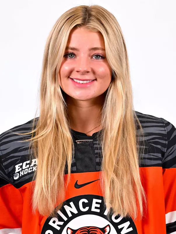 Grace Kuipers headshot