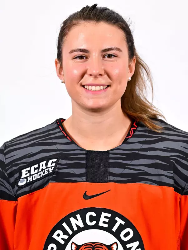 Kate Monihan headshot