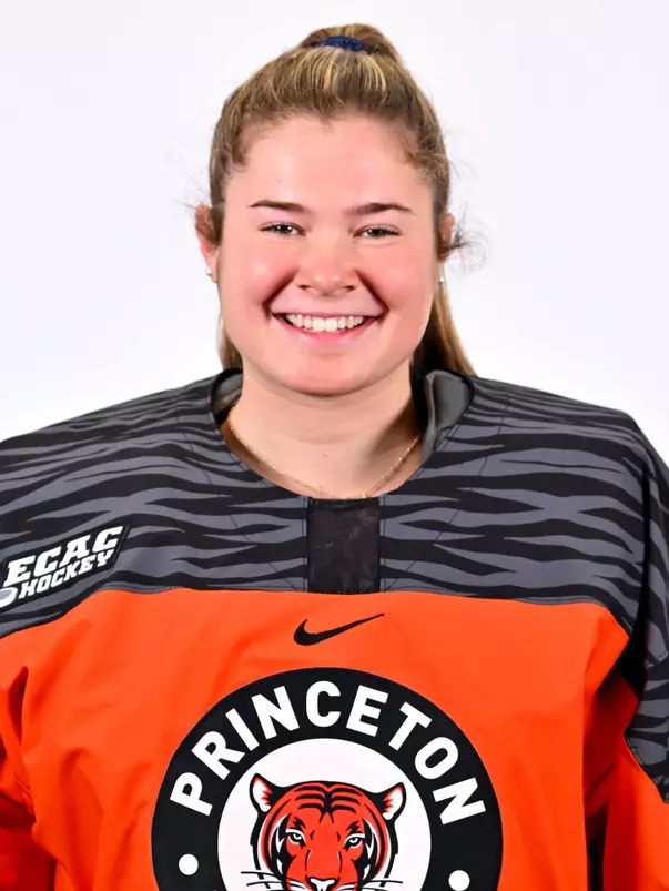 Jennifer Olnowich headshot