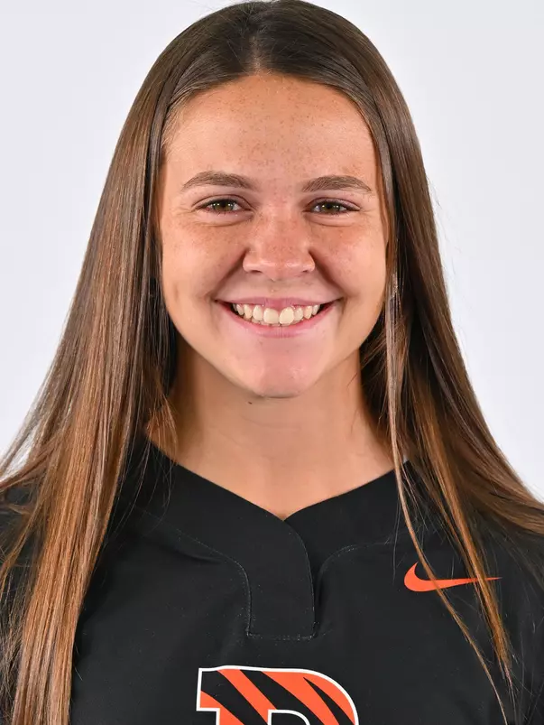 Caitlin Bish headshot