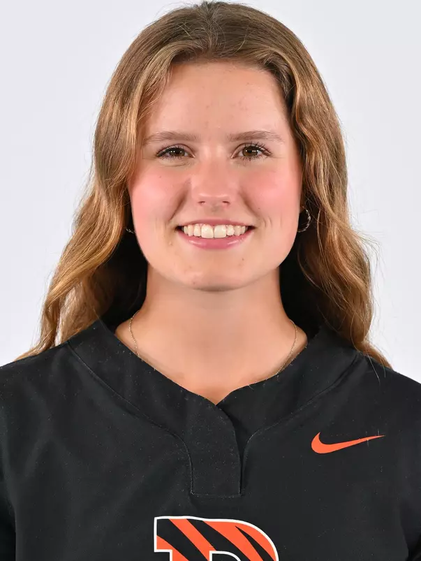 Meghan Harrington headshot