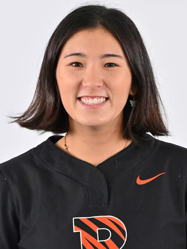 Serena Starks headshot