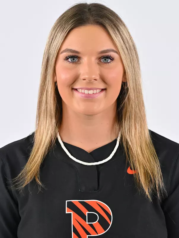 Brielle Wright headshot