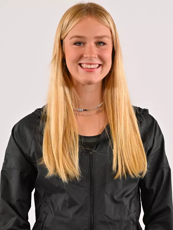 Georgina S Headshot