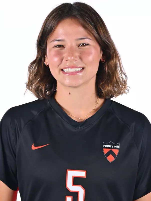 Drew Coomans headshot