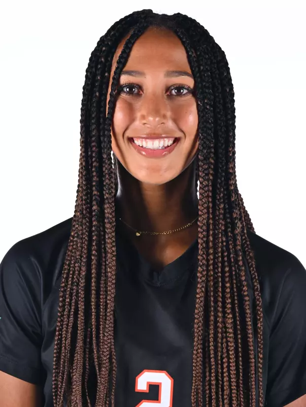 Ryann Brown headshot