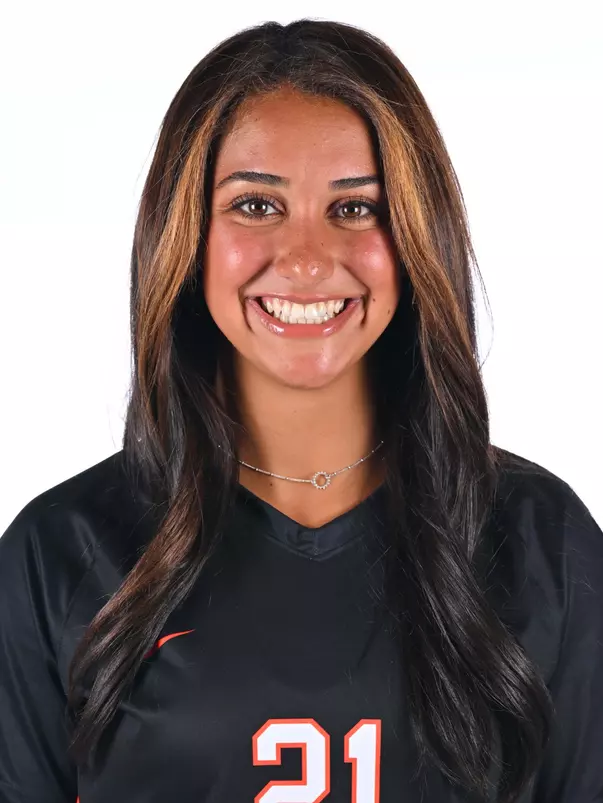 Kiley Hamou headshot