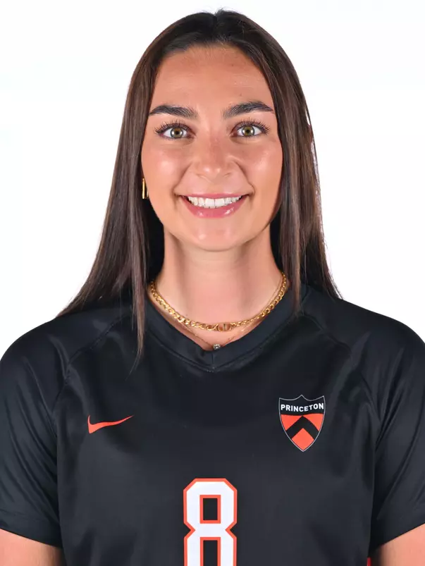 Gracyn Kuerner headshot