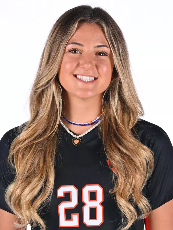 Heather MacNab headshot