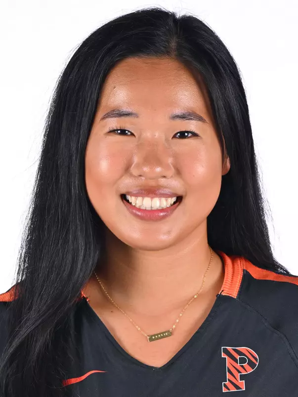 Gracie Wood Headshot