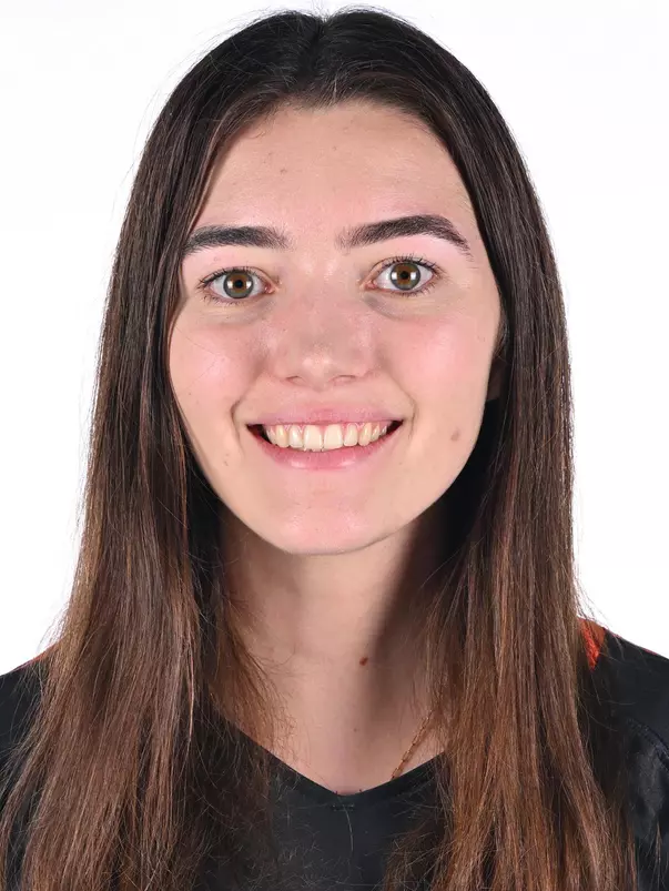 Lindsey Kelly Headshot