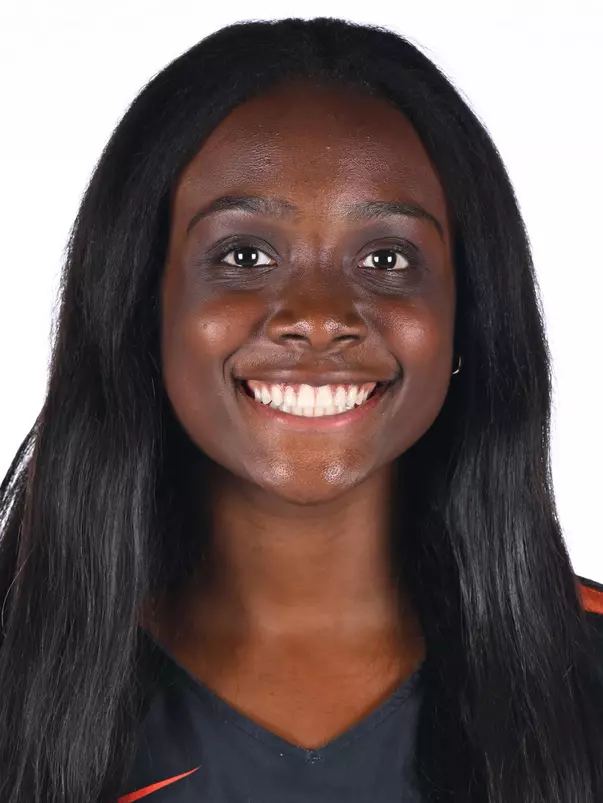 Valerie Nutakor Headshot