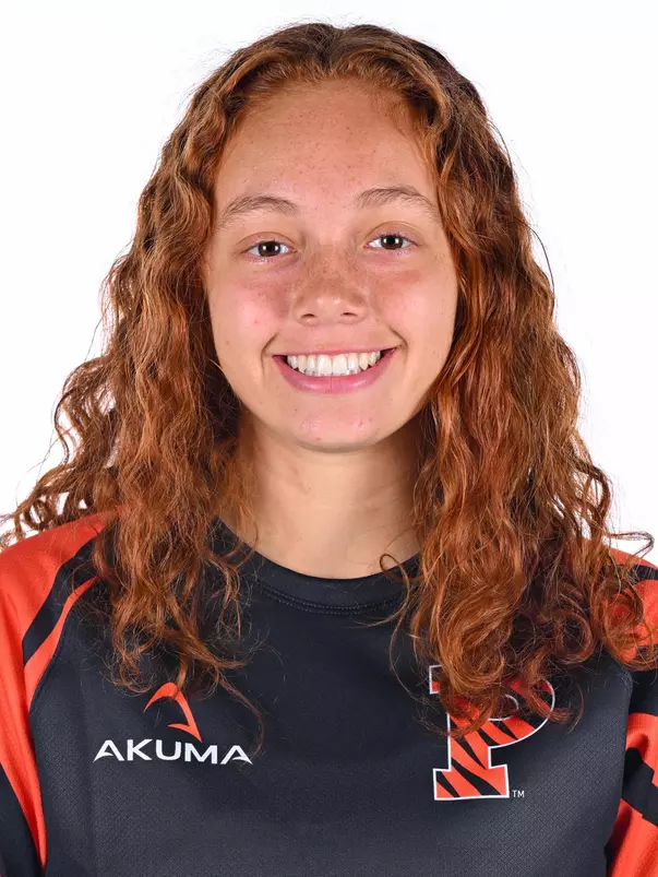 Alayshja Bable headshot