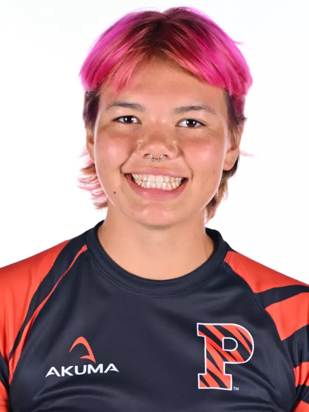 Leilani Bender headshot