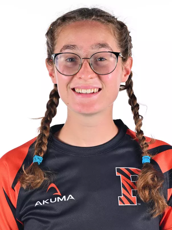 Emily Della Pietra headshot