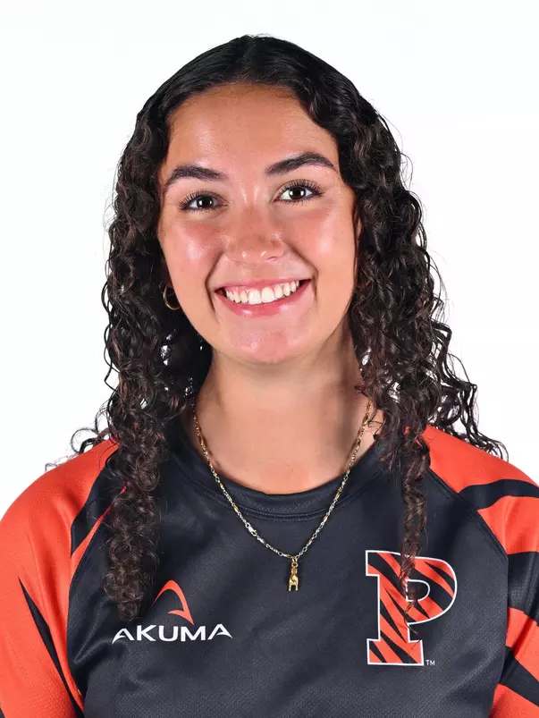 Natasha Greenstein headshot