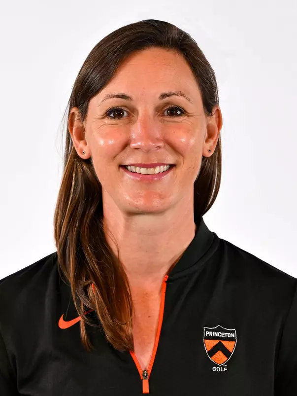 Erika DeSanty headshot photo