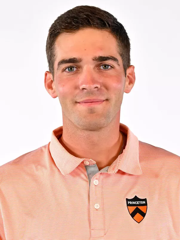 Henry Dubiel headshot