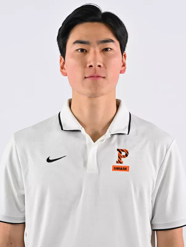 Alastair Cho Headshot