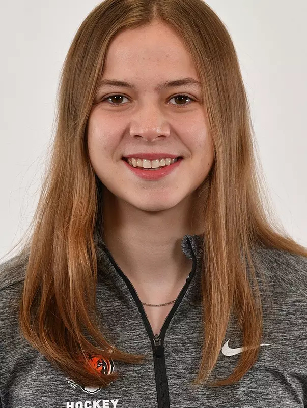 Teja Gatfield headshot