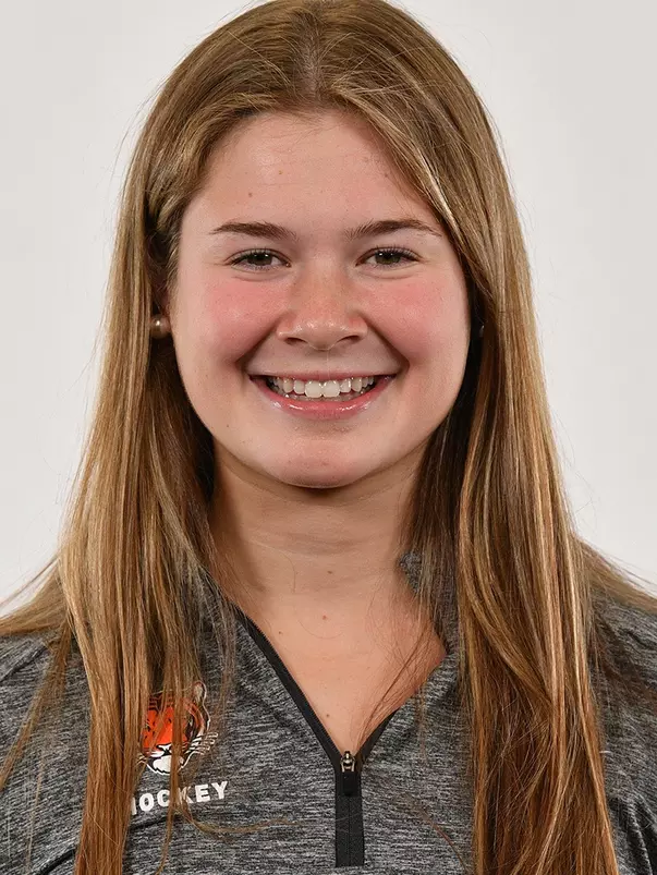 Jennifer Olnowich headshot