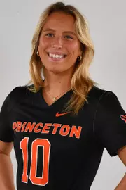 Olivia Koch headshot