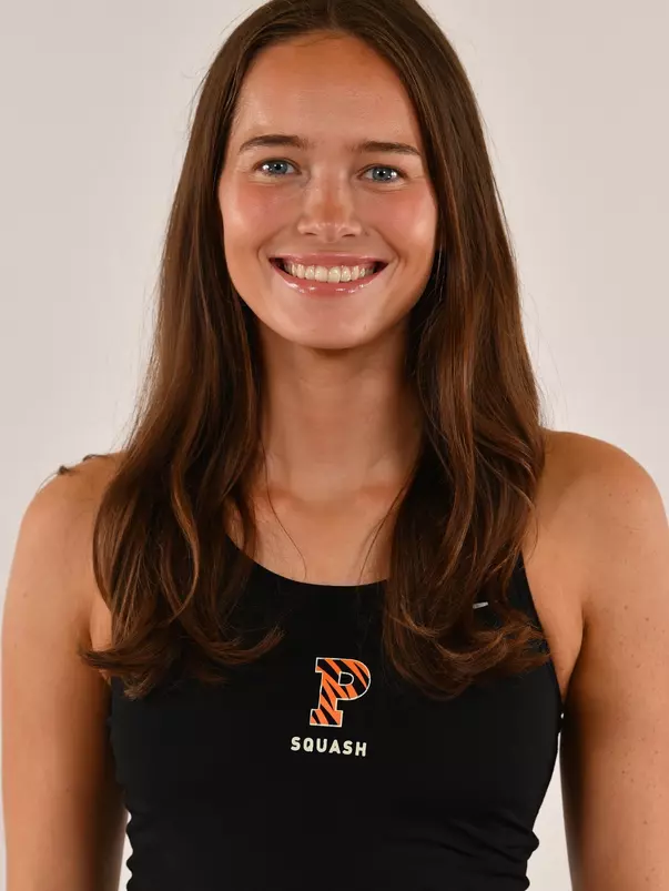 Lucy stephenson headshot