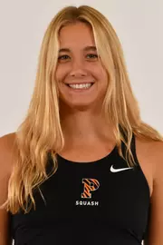 Caroline spahr headshot