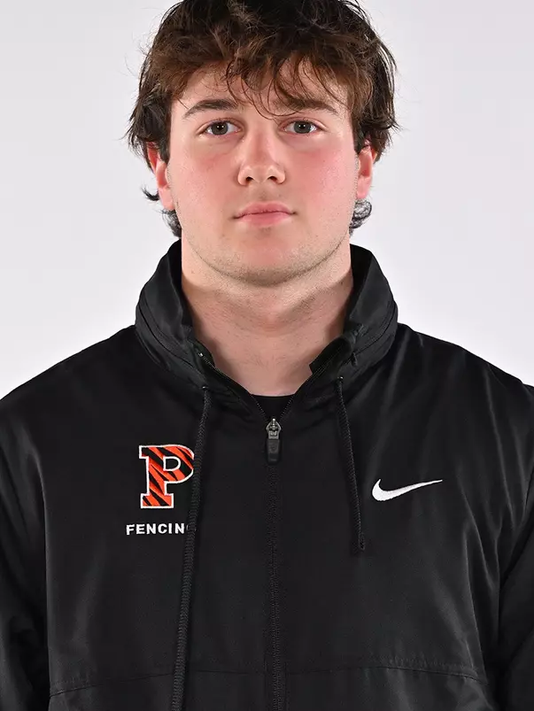 Alec Brooke headshot