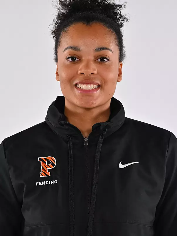 Honor Johnson headshot