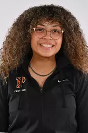 Sydney Tyler headshot photo