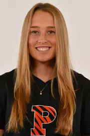 Grace Jackson headshot
