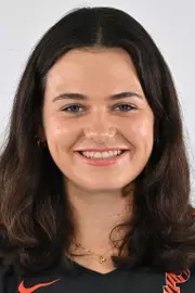 Julia Cabri Headshot.