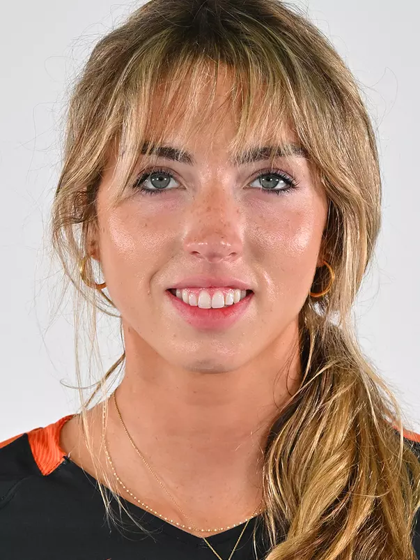 Lucia Scalamandre Headshot.