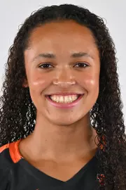 Maya Satchell Headshot.